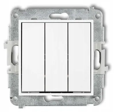 Immagine prodotto di Interruttore triplo a incasso Karlik MWP-7, colore bianco