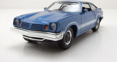 Produktbild von Motormax 79048B Chevrolet Vega GT 1974 blau 1:24
