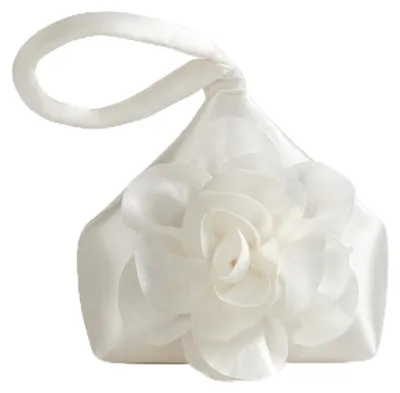Produktbild von Elegante Clutch-Handtasche mit Rosenverzierung