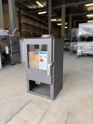 Produktbild von Holzofen Modern model 2, Energieeffizienz A 80.20%, 5 kW, 390 x 390 x 740 mm