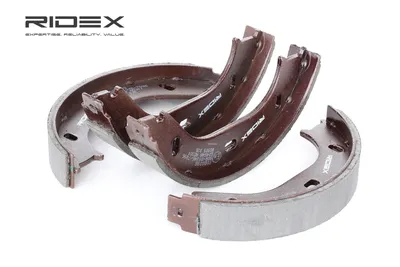 Produktbild von RIDEX Bremsbackensatz Trommelbremse Hinten für BMW 3 Cabrio (E36) 70B0098