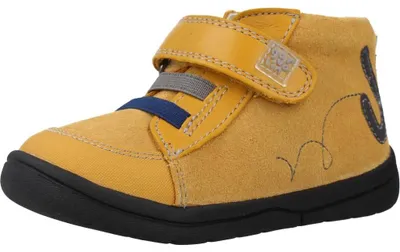 Produktbild von Schuhe in Gelb mit der Modellbezeichnung 221306G