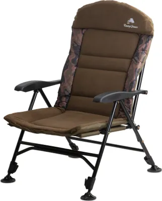 Produktbild von CampFeuer Angelstuhl, höhenverstellbar & faltbar, Camouflage braun, Polyester & Metall, 150 kg, verstellbare Rückenlehne, extra breite Schlammfüße, Packmaß: 66.5x23x88.5cm, Gewicht: 6.2kg