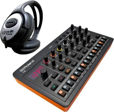 Image de Roland Aira T-8 Beat Machine avec écouteurs