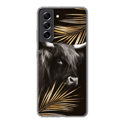 Produktbild von MuchoWow® Handyhülle Schutzhülle Hülle für Samsung Galaxy S21 FE Schottischer Highlander - Blätter - Gold Silikon Softcase Handy Hülle - Mobiltelefonhülle