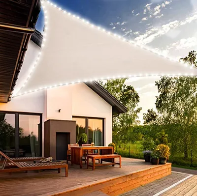 Produktbild von X4-Life Sonnensegel mit LED Beleuchtung, Solarpanel und Akku (3,6m x 3,6m x 3,6m)
