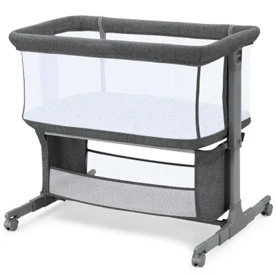Produktbild von Beistellbett für Neugeborene, tragbares Babybett mit Rädern, Aufbewahrungskorb, und Matratze, 7-fach höhenverstellbar, Dunkelgrau