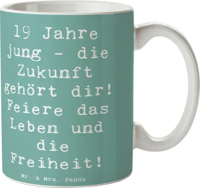 Produktbild von Mr. & Mrs. Panda Teetasse Spruch 19. Geburtstag - Meeresbrise - Geschenk, feiere das Leben, Alter, liebevoll handgefertigt, besonderer Anlass, Freude, Tasse, einzigartig