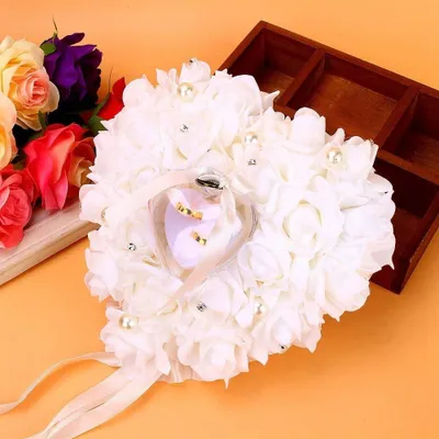 Produktbild von Elzusha – Ringkissen für die Hochzeit mit weißem Band – Kissen zur Aufbewahrung der Eheringe