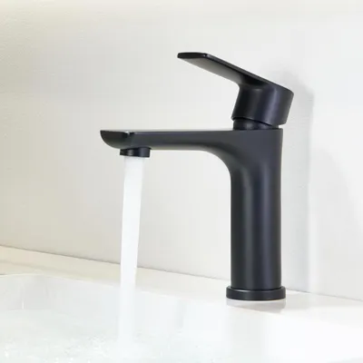 Waschtischarmatur, Einhand, mattschwarz, mit Ablaufgarnitur, Wasser sparend