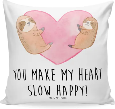 Produktbild von Mr. & Mrs. Panda Deko Kissen Faultiere Herz - Weiß - Geschenk, Sofa, Zierkissen, Polsterkissen, kuschelkissen 40x40, Valentinstag, Hochzeitstag, für Freundin, Partner