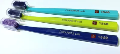 Produktbild von 3 Stück: Curaprox CS 1560 Soft Handzahnbürsten - Weichheitsgrad: Soft