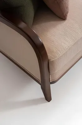 Produktbild von Stilvoller Sessel in Beige für gemütliche Räume