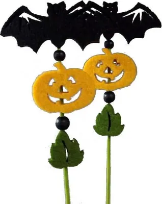 Image de Chauves-souris en feutre noir avec citrouilles - Décoration d'Halloween