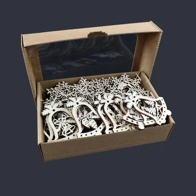 Produktbild von Holzornamente – Set mit 30 natürlichen Holzornamenten, Größe 6 cm