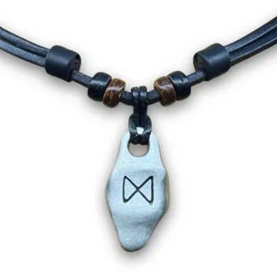 Produktbild von HANA LIMA | Leder Halskette Dagaz Rune Wikinger Kelten Kette Schmuck Herren Damen Schmuck
