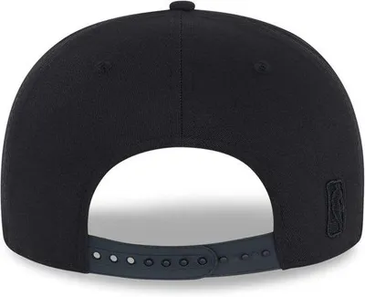 Produktbild von Snapback Cap Schwarz Verstellbar - Basketball