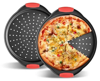 Pizza-Bleche 2er Pack, antihaftbeschichtet, 38 cm, mit Griffen