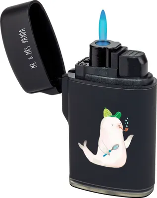 Produktbild von Mr. & Mrs. Panda Feuerzeug Robbe Sherlock - Schwarz - Geschenk, zigarettenanzünder, Lustige Sprüche, sturmfeuerzeug, Zünder, sturmfeuerzeuge, Feuerzeuge