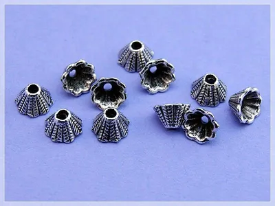 Produktbild von Vintageparts Perlkappen Tibetsilber antik silber 8 mm, 20 Stück