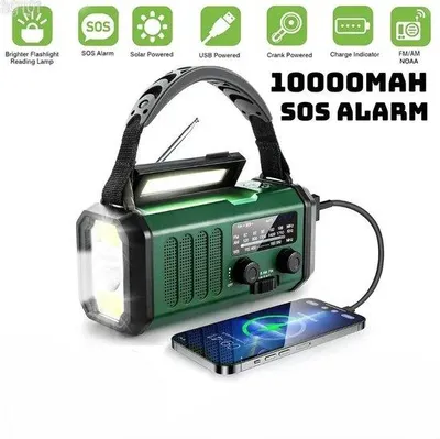 Immagine prodotto di Radio di emergenza ricaricabile verde con powerbank solare