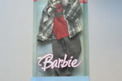 Produktbild von Mattel J0531 Barbie Ken Fashion Set Rarität aus den 90er Jahren