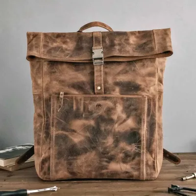 Produktbild von Belveder Leder rucksack Vintage Laptoprucksack mit Rollverschluss für 15,6 Zoll Laptop, Rolltop Rucksack, Arbeitsrucksack, Reiserucksack – Braun BP145