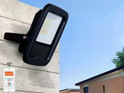 Immagine prodotto di NEDES Riflettore LED esterno professionale con Wi-Fi e Bluetooth, 30W / 3000K - 6500K + RGB / Nero - LF6033W