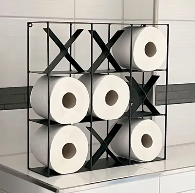 Zdjęcie produktu dla DanDiBo Uchwyt na rolkę papieru toaletowego czarny metalowy TicTacToe 96418 Uchwyt na rolkę papieru toaletowego naścienny WC Uchwyt na zapasową rolkę papieru naścienny Uchwyt na rolkę