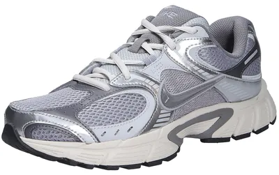 Produktbild von Nike Herren Sneaker V5 RNR grau Größe EUR 44