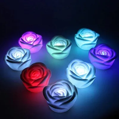 Immagine prodotto di Set di 8 candele a forma di fiore colorate, impermeabili e senza batterie, decorazioni per matrimoni