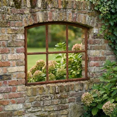 Produktbild von Eisenfenster mit Stichbogen -schöne Antik-Form Stallfenster für Gartenmauer