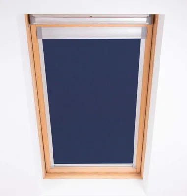 Immagine prodotto di Tende oscuranti per finestre del tetto Velux, colore nero, dimensioni 98 x 96 cm
