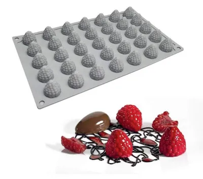 Immagine prodotto di Stampo in silicone con 35 cavità a forma di fragola, ideale per mousse, cioccolato, gelatina