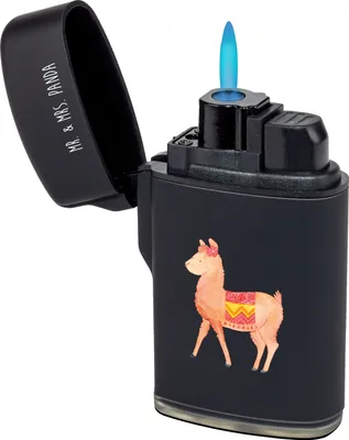 Produktbild von Mr. & Mrs. Panda sturmfeuerzeug Alpaka Stolz - Schwarz - Geschenk, anzünder, Gasfeuerzeug, zigarettenanzünder, Feuerzeuge, Feuerzeug, Lama