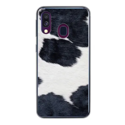 Produktbild von MuchoWow® Handyhülle Schutzhülle Hülle für Samsung Galaxy A40 Bild einer schwarzen und weißen Kuhhaut Silikon Softcase Handy Hülle - Handy-Tasche
