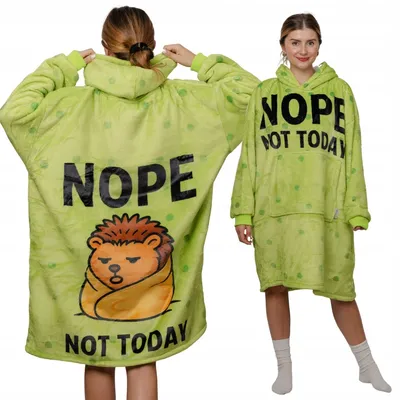 Produktbild von Oversize Deckenpullover XXL - Kuscheldecke mit Ärmeln - Fleece Igel Motiv Grün