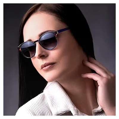 Produktbild von Blaulichtfilter Lesebrille & Bildschirmbrille – Sehstärken +0.00 bis +3.00 – auch als Sonnenbrille erhältlich