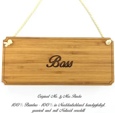 Produktbild von Mr. & Mrs. Panda Büroschild Boss - Geschenk, Praxisschild, Landhaus, Graviert, Schild, Wegweiser, Türschild, Holzschild, Motivschild, Shabby, Geschenkidee