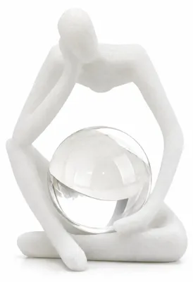 Denkerstatue mit Kristallkugel, abstrakte Harzfigur, 18,5 cm