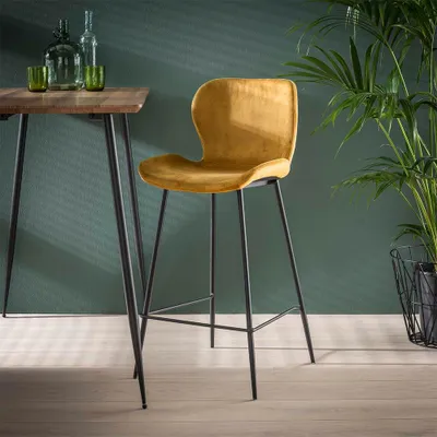 Image de Zatalo Tabouret de bar en velours Tatjana Yellow