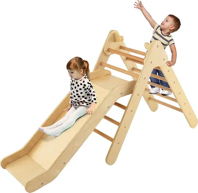 Produktbild von GOPLUS 2 in 1 Kletterspielzeug mit verstellbarer Rutsche, Dreieckige Kletterleiter aus Holz, Sicherheitshandläufen, Kletterwand im Innen- & Außenbereich (Natur)