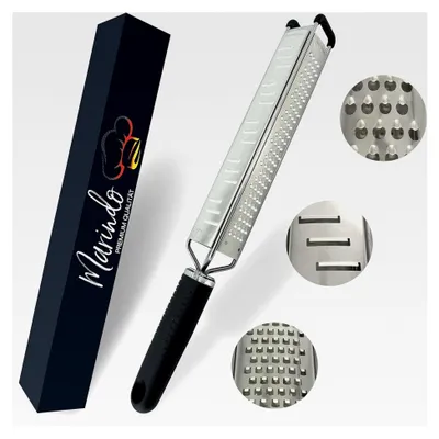 Produktbild von Premium Zester 3 in 1 – Reiben, Raspeln & Hobeln | Parmesanreibe, Zitronenreibe, Muskatnussreibe, Ingwerreibe u.v.m. | Fein & Grob Edelstahl