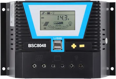 Immagine prodotto di Regolatore di carica per pannelli solari da 80A, tecnologia MPPT, compatibile con sistemi a 12V/24V/36V/48V, dotato di display LCD e uscite USB