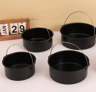 Obrázok produktu pre Sada pekáčov z uhlíkovej ocele (5 kusov), formy na koláče, 15–23 cm, s nepriľnavým povrchom, rukoväte z uhlíkovej ocele.
