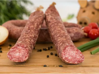 Immagine prodotto di Original Eichsfelder Round Mettwurst 300g I Macelleria Weber I Specialità regionale di salsiccia I Caldo dal macello I Produzione propria I Spezie naturali