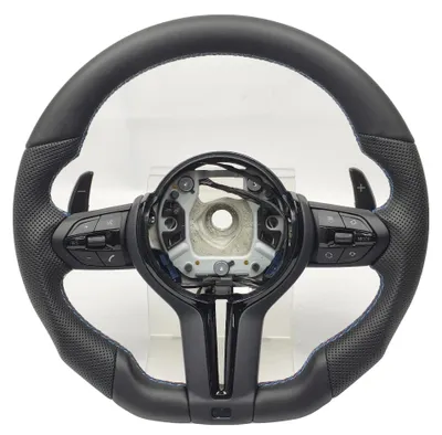 Obrázek produktu pro Volant, perforovaná kůže, sportovní design, model E90, bez airbagů