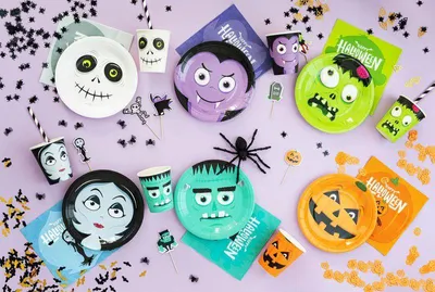Produktbild von 12 Servietten Halloween Freunde 33x33cm