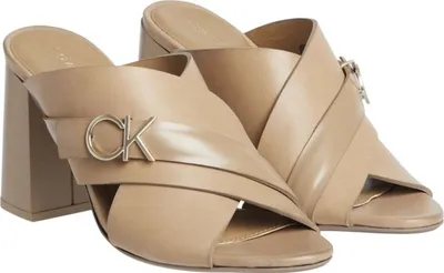 Zdjęcie produktu dla Klasyczne sandały damskie Calvin Klein HW0HW01520 RBC Kolor: Beżowy Rozmiar: 39