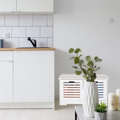 Produktbild von Relaxdays Sitzbank mit Stauraum, 2 Körbe, gepolsterte Küchenbank, Landhausstil, Sitzkommode, HxBxT 44 x 72 x 35 cm, weiß